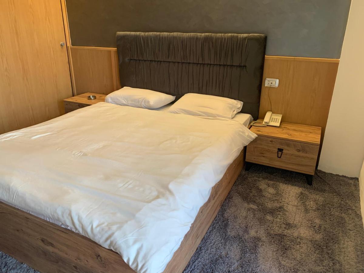Masbah Plaza Hotel Baghdād Kültér fotó